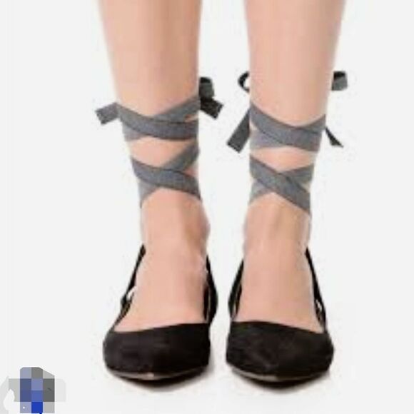 Free people  - Picture 1 of 9